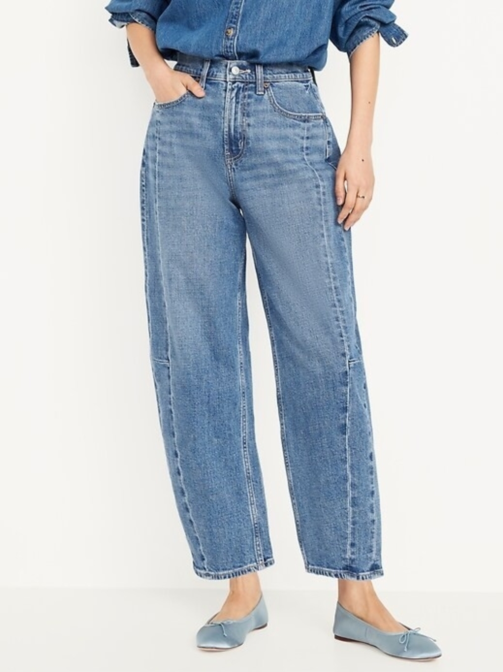Old Navy Women's High Rise Barrel Leg Jeans Size 4